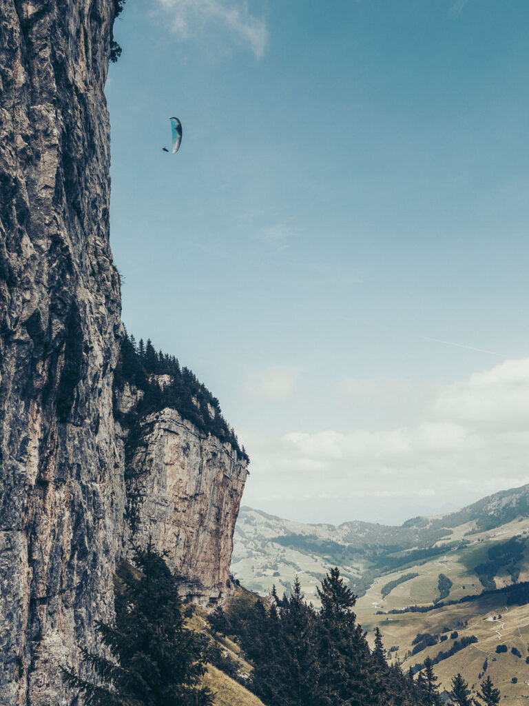 Paraglider in the alpstein region