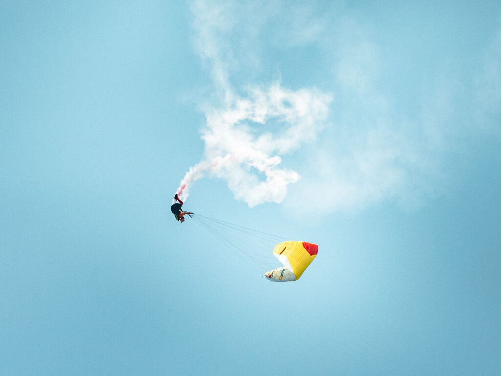 Syncro Paraglide Acro Show - Christian Maurer (SUI) + Michael Maurer (SUI)