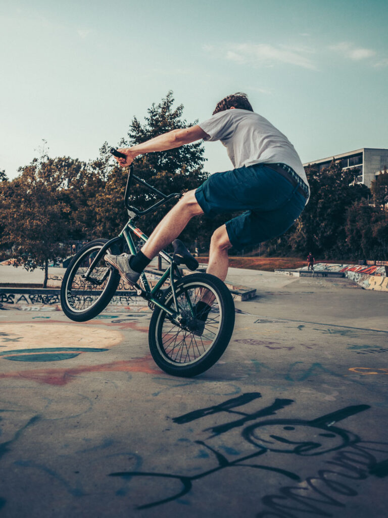 Flint Harrison (Nutsandbolts BMX) riding his BMX at the skatepark in Zurich Allmend by Ondrej Kolacek