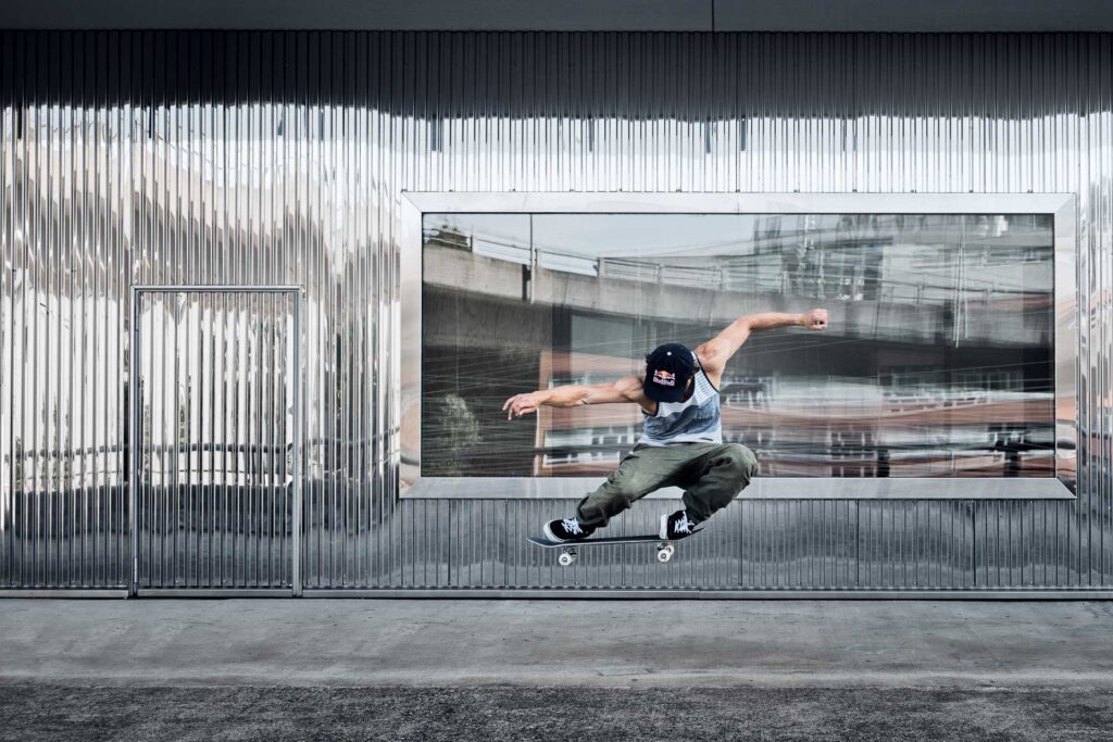 Simon Stricker skatebording in zurich